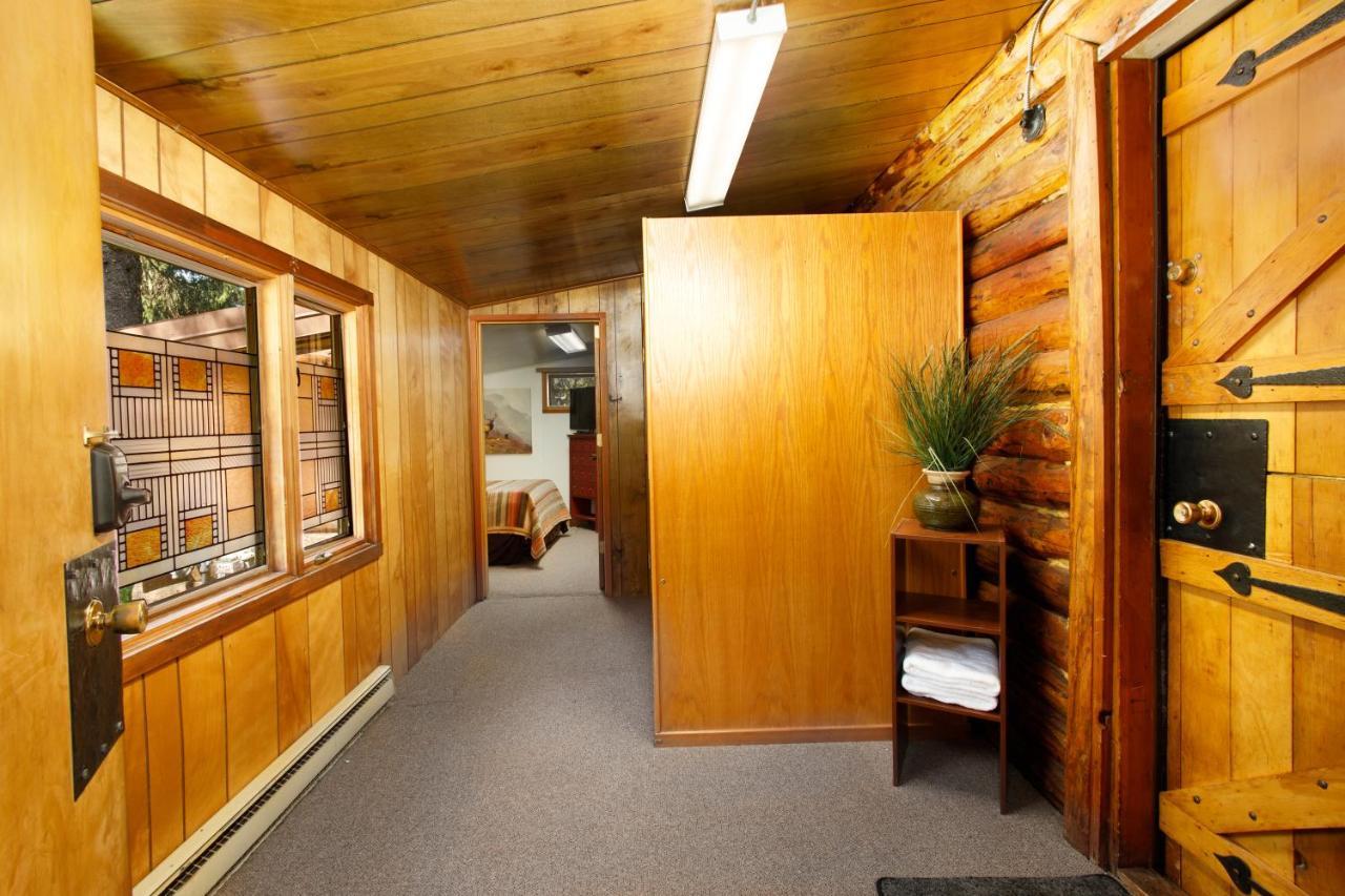 Alpine Meadows Log Cabin Girdwood Dış mekan fotoğraf