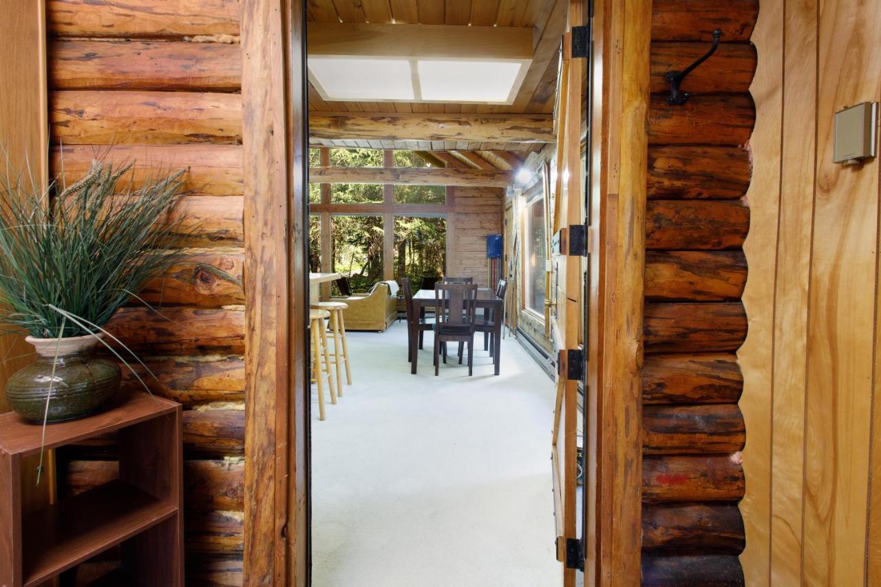 Alpine Meadows Log Cabin Girdwood Dış mekan fotoğraf