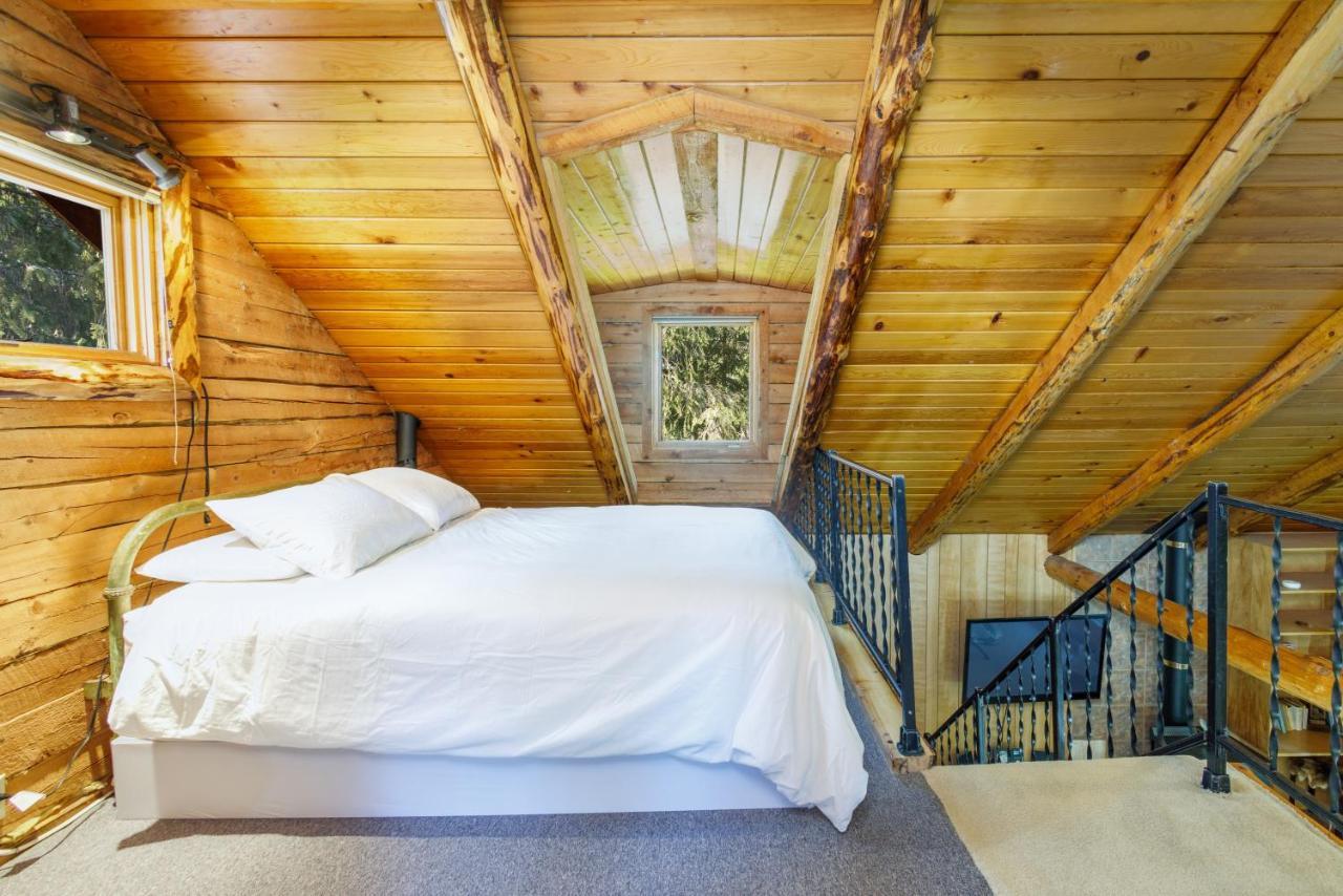 Alpine Meadows Log Cabin Girdwood Dış mekan fotoğraf