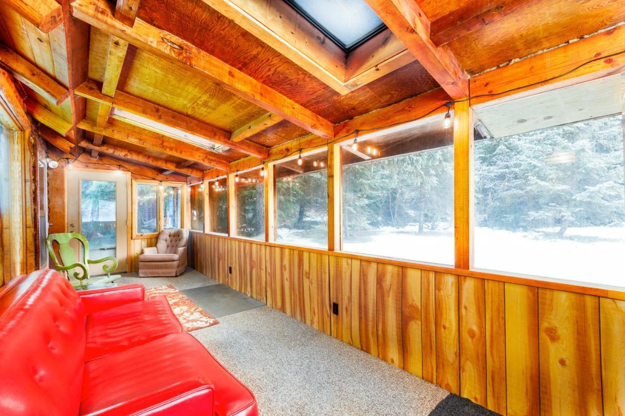 Alpine Meadows Log Cabin Girdwood Dış mekan fotoğraf