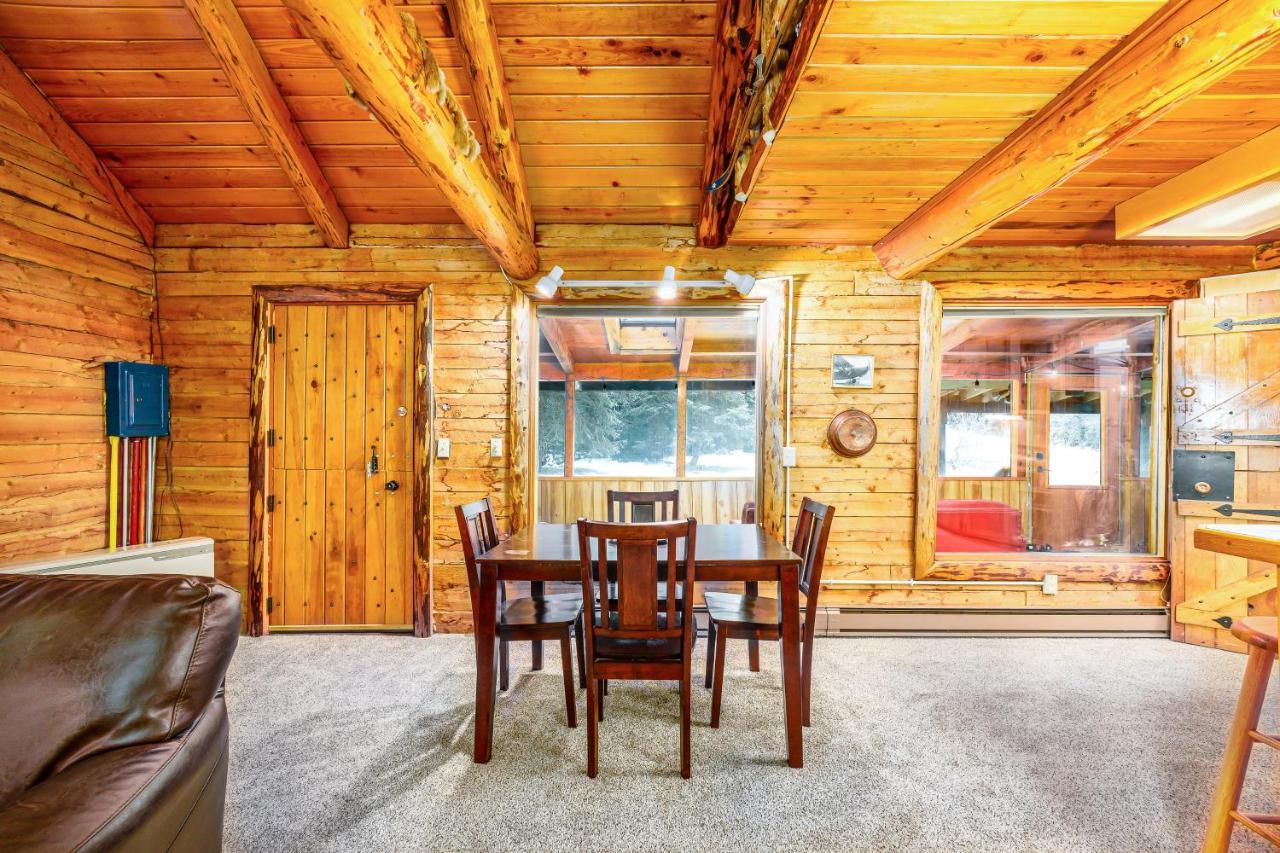 Alpine Meadows Log Cabin Girdwood Dış mekan fotoğraf