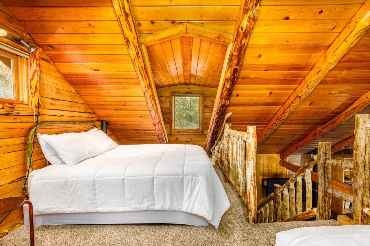 Alpine Meadows Log Cabin Girdwood Dış mekan fotoğraf